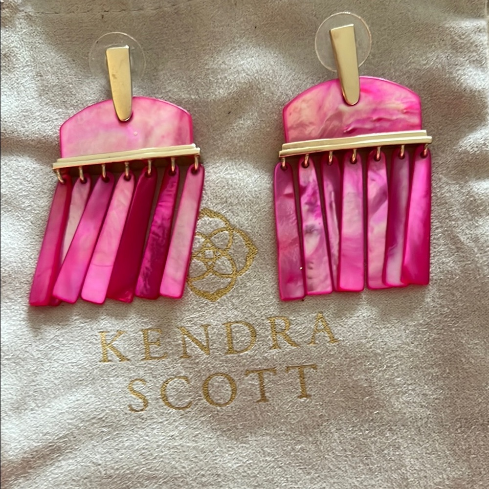 Kendra Scott Fuchsia and Gold Fringe Earrings